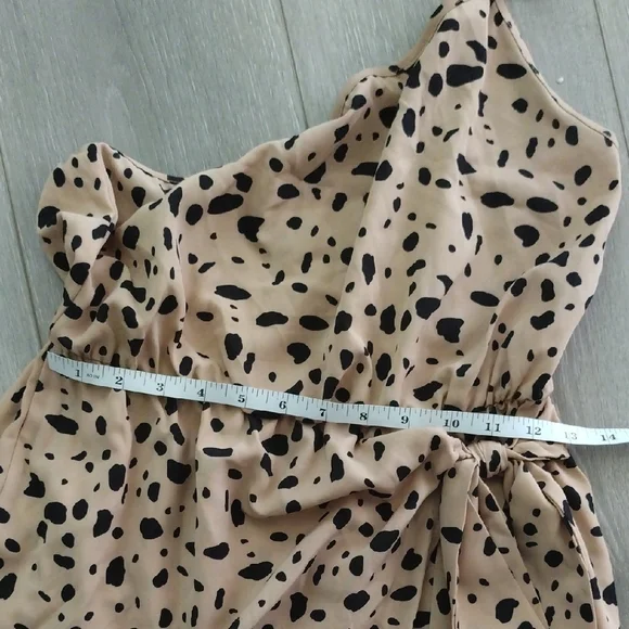 SHEIN Tan and Black One Strap Dress - Picture 12 of 14